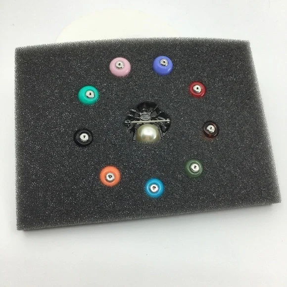 Joan Rivers Baby Bee Brooch Interchangeable Body Beads NEW in Box Multicolored - Picture 5 of 16